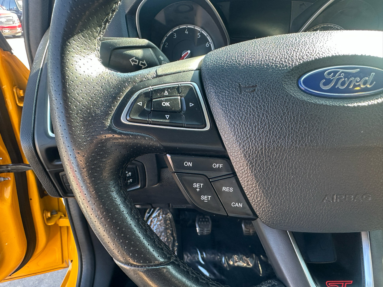 Used 2016 Ford Focus ST w/ Equipment Group 401A image 33