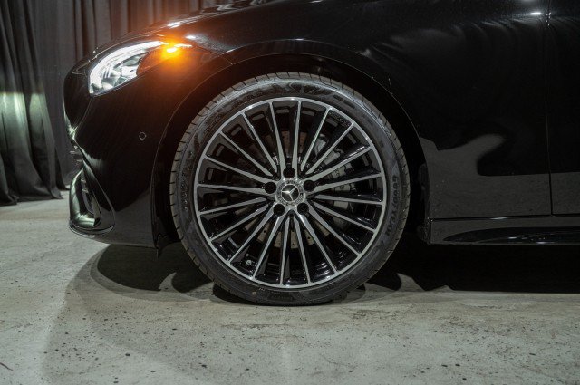 Certified 2026 Mercedes-Benz C 300 4MATIC Sedan image 7