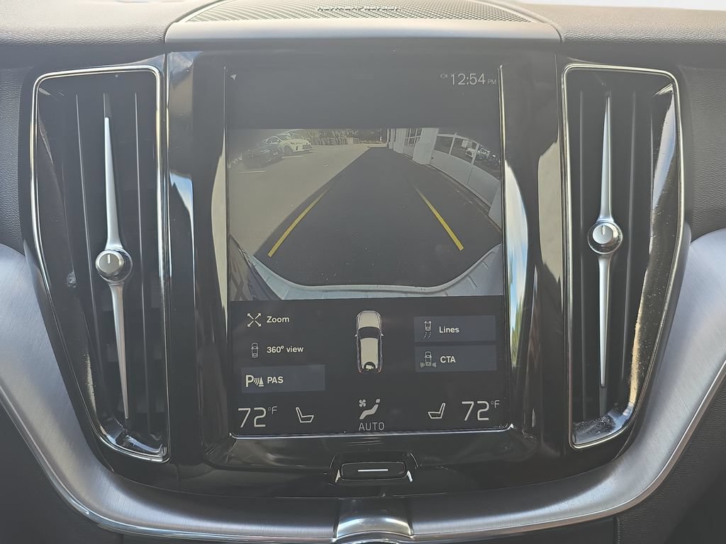 Used 2020 Volvo XC60 T5 Momentum w/ Protection Package Premier AWD/4WD image 23