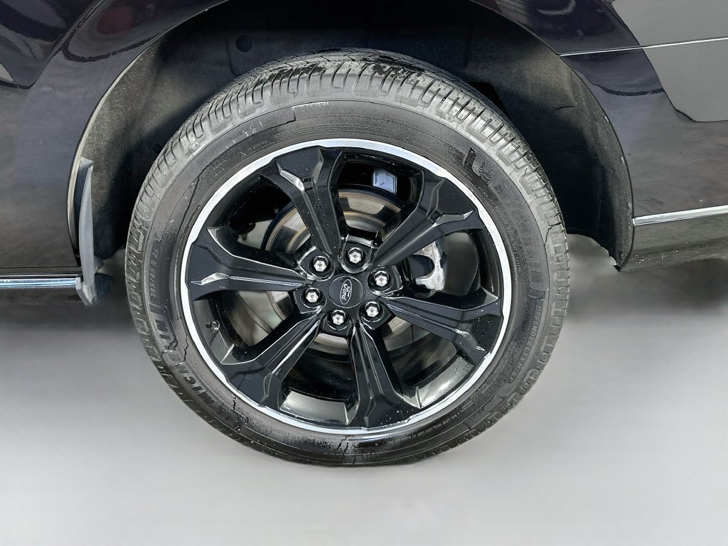 Used 2022 Ford Expedition Limited RWD image 33