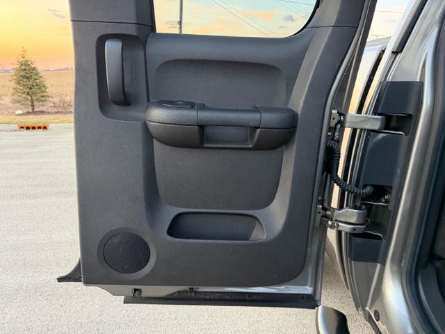 Used 2013 Chevrolet Silverado 2500 LTZ w/ LTZ Plus Package image 32