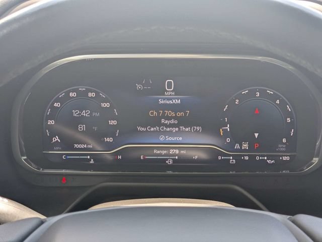 Used 2022 Chevrolet Suburban LT w/ LT Signature Plus Package AWD/4WD image 30