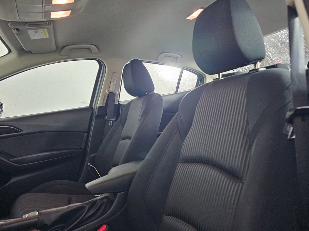 Used 2014 MAZDA MAZDA3 i Touring w/ Technology Package image 22
