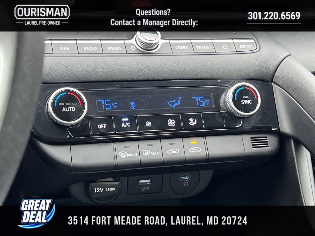 Used 2024 Hyundai Elantra SEL FWD image 15