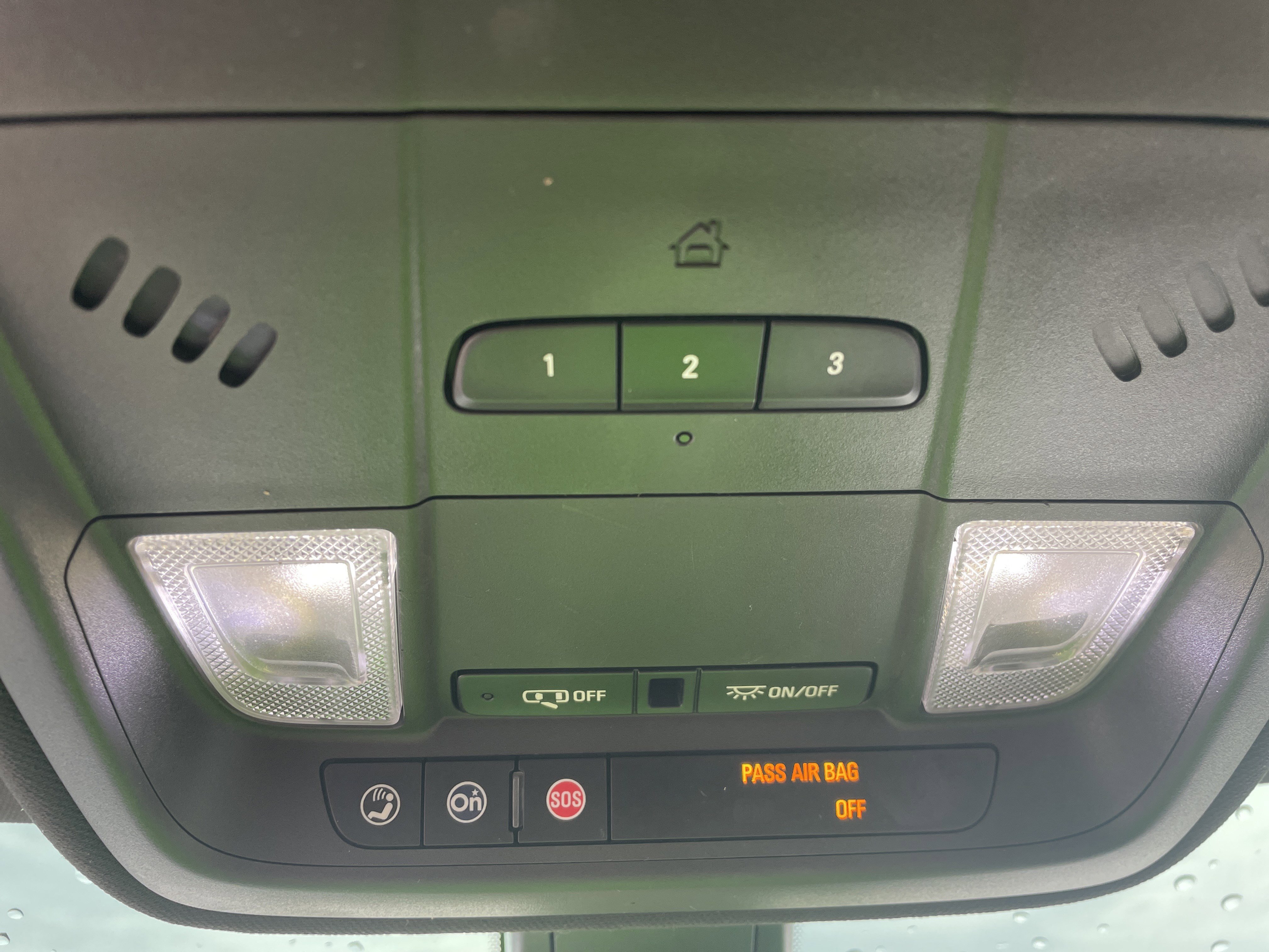 Used 2018 Cadillac XT5 FWD image 31