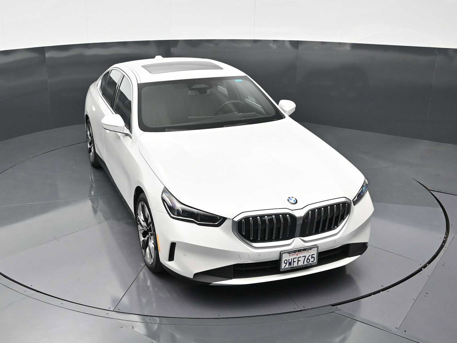 Used 2026 BMW 530i RWD image 18
