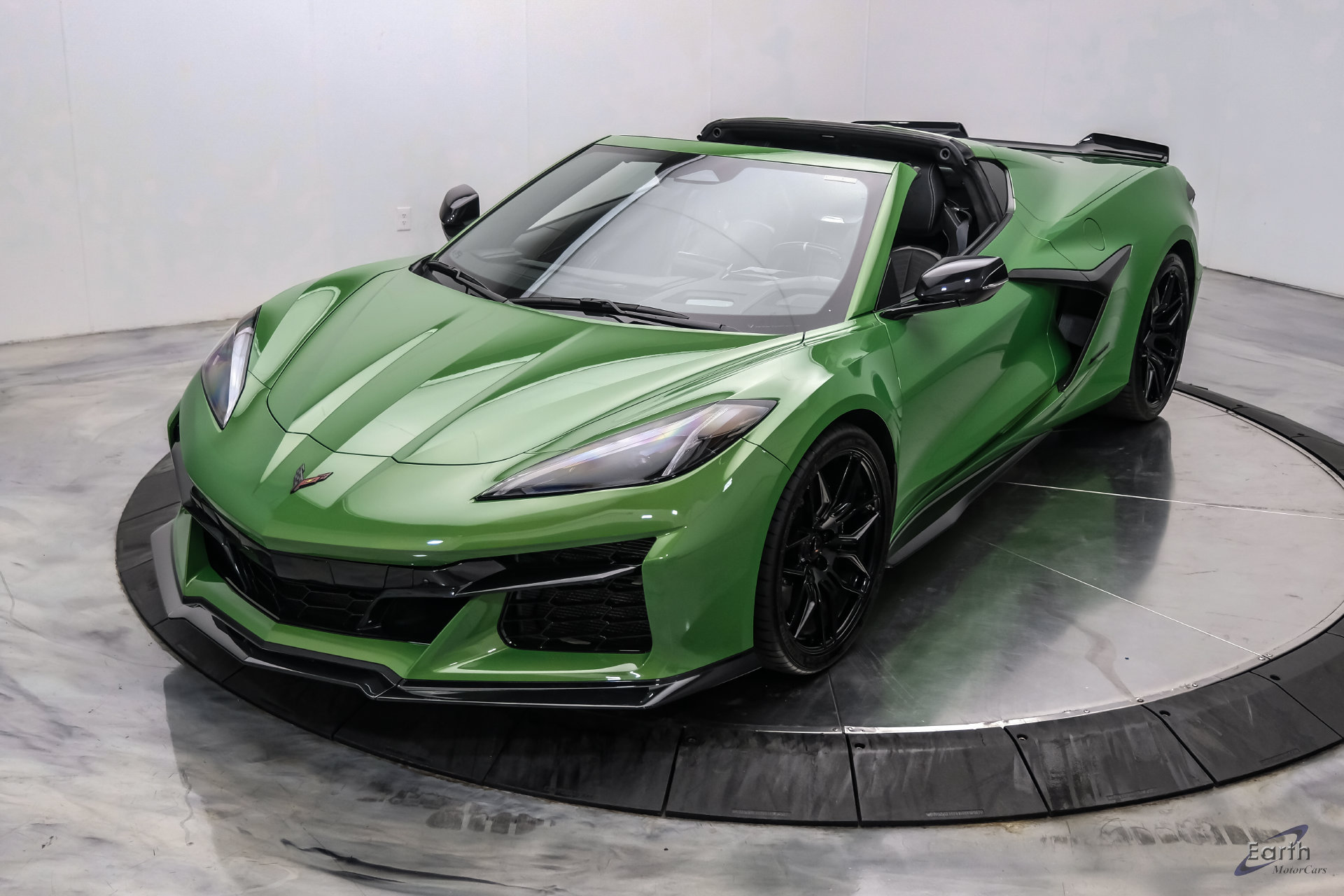 Used 2026 Chevrolet Corvette Z06 RWD image 8