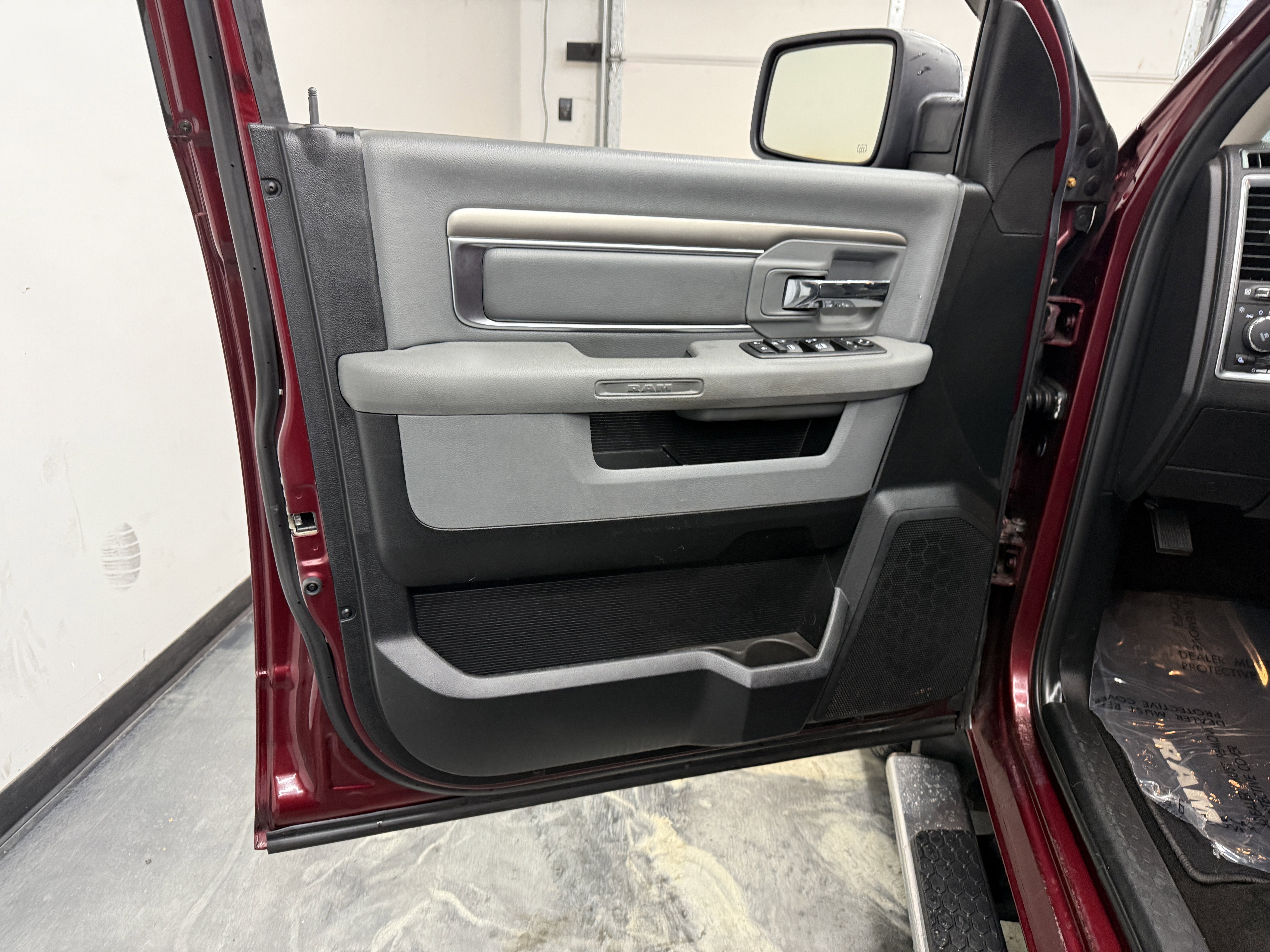 Used 2018 RAM 1500 Big Horn image 9