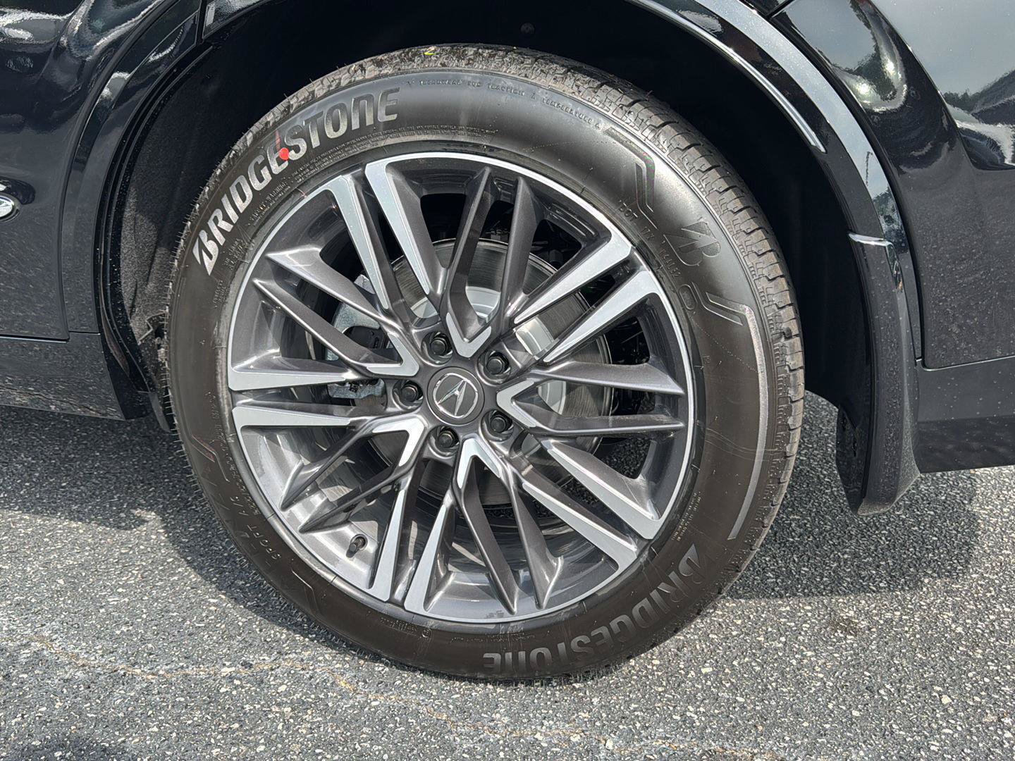 Certified 2026 Acura MDX w/ Advance Package AWD/4WD image 6