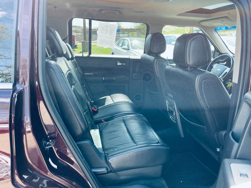 Used 2011 Ford Flex SEL w/ Rapid Spec Order Code AWD/4WD image 23