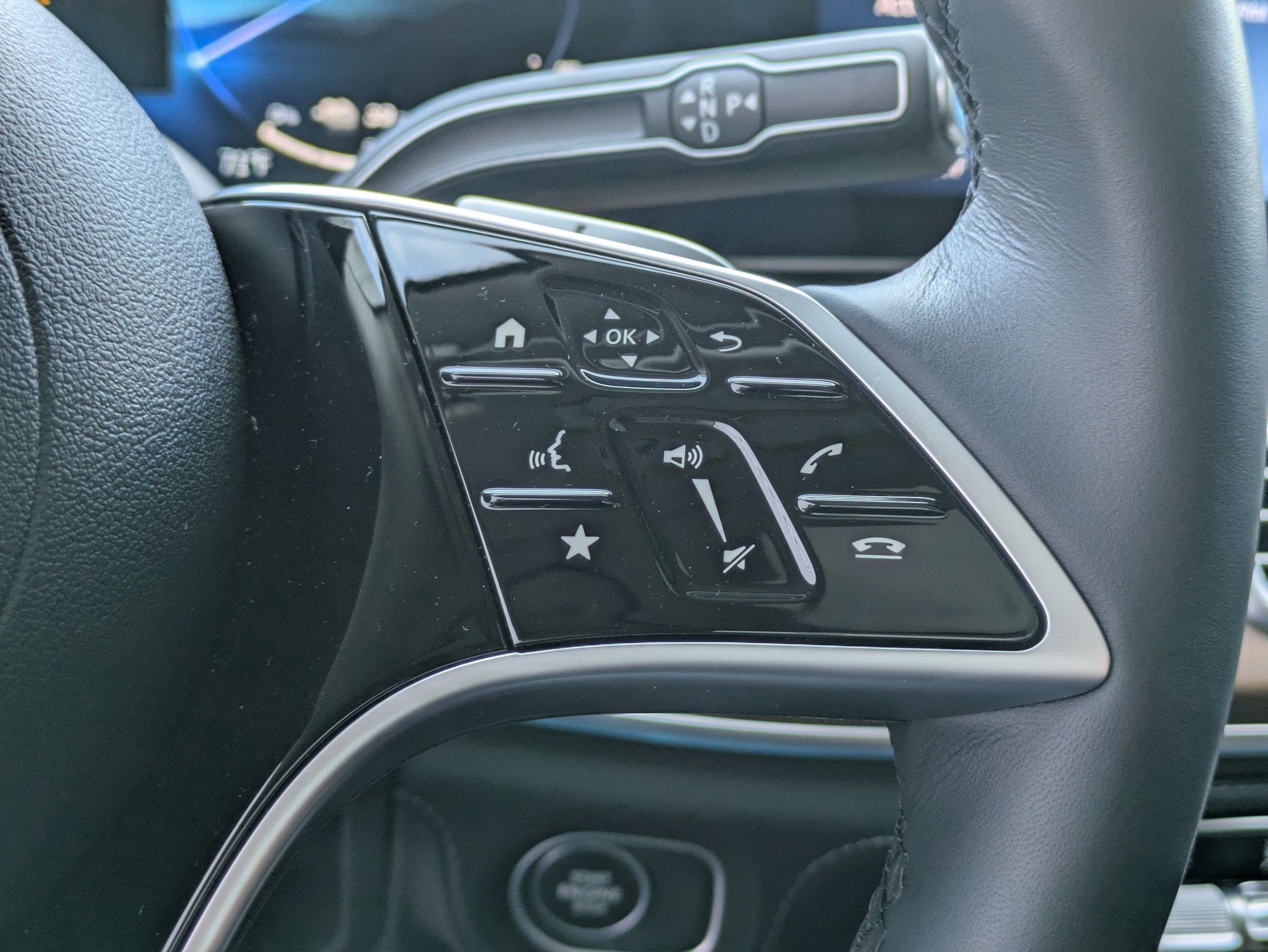 Certified 2025 Mercedes-Benz GLE 450e 4MATIC image 19