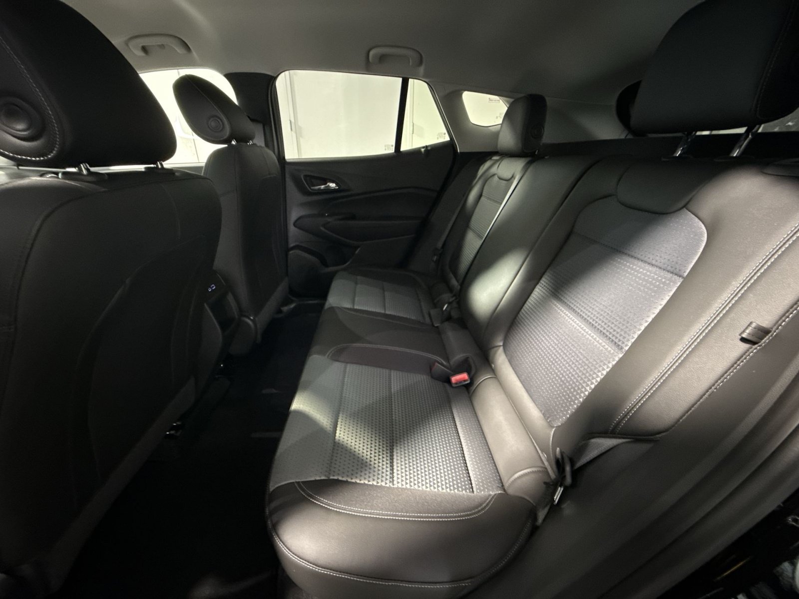 New 2026 Chevrolet Trax LT w/ Driver Confidence Package FWD image 28