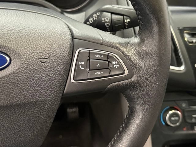 Used 2016 Ford Focus Titanium FWD image 18
