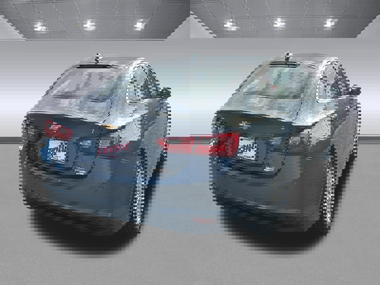 Used 2024 Chevrolet Malibu LT image 3