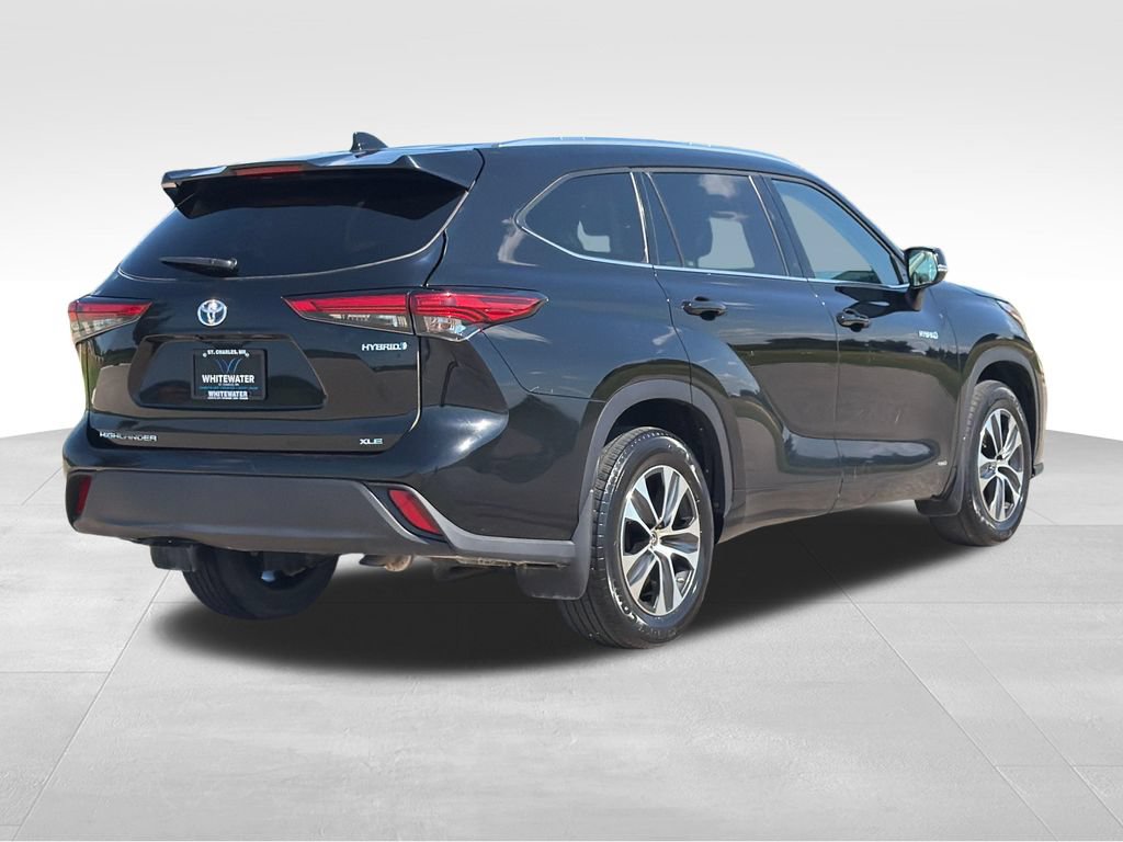 Used 2021 Toyota Highlander XLE AWD/4WD image 21