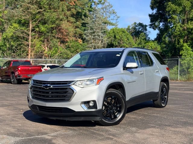 Used 2019 Chevrolet Traverse LT w/ LPO, Floor Liner Package FWD image 2