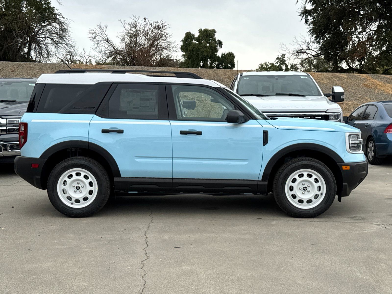 New 2025 Ford Bronco Sport Heritage w/ Convenience Package image 2