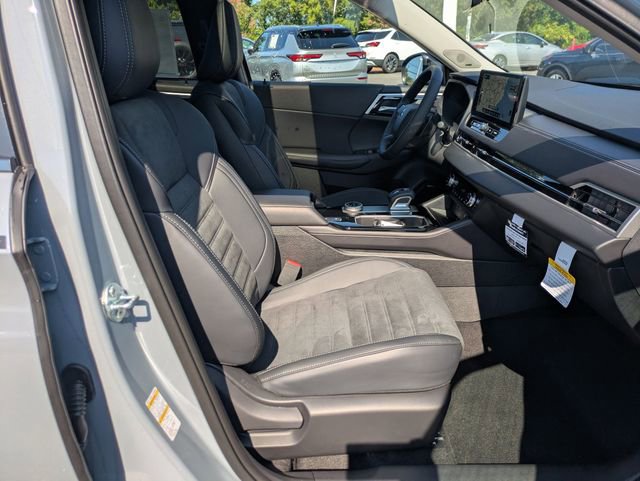 New 2025 Mitsubishi Outlander Trail Edition image 36