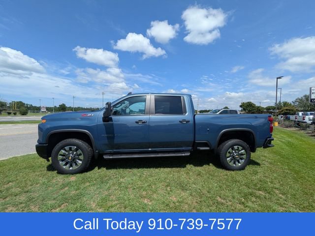 Used 2025 Chevrolet Silverado 2500 Custom w/ Custom Value Package AWD/4WD image 6