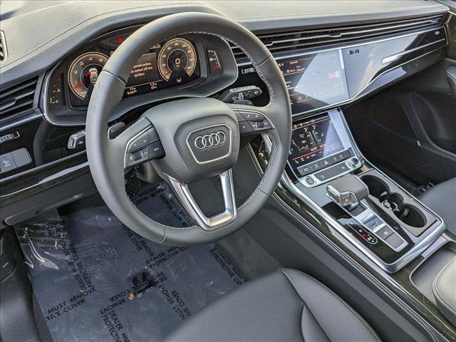New 2025 Audi Q8 Premium Plus AWD/4WD image 3