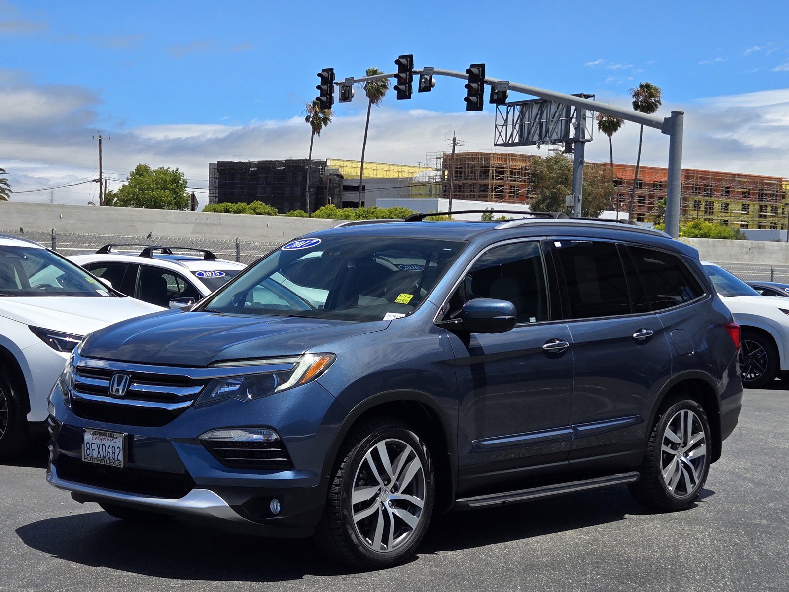 Used 2017 Honda Pilot Touring image 8