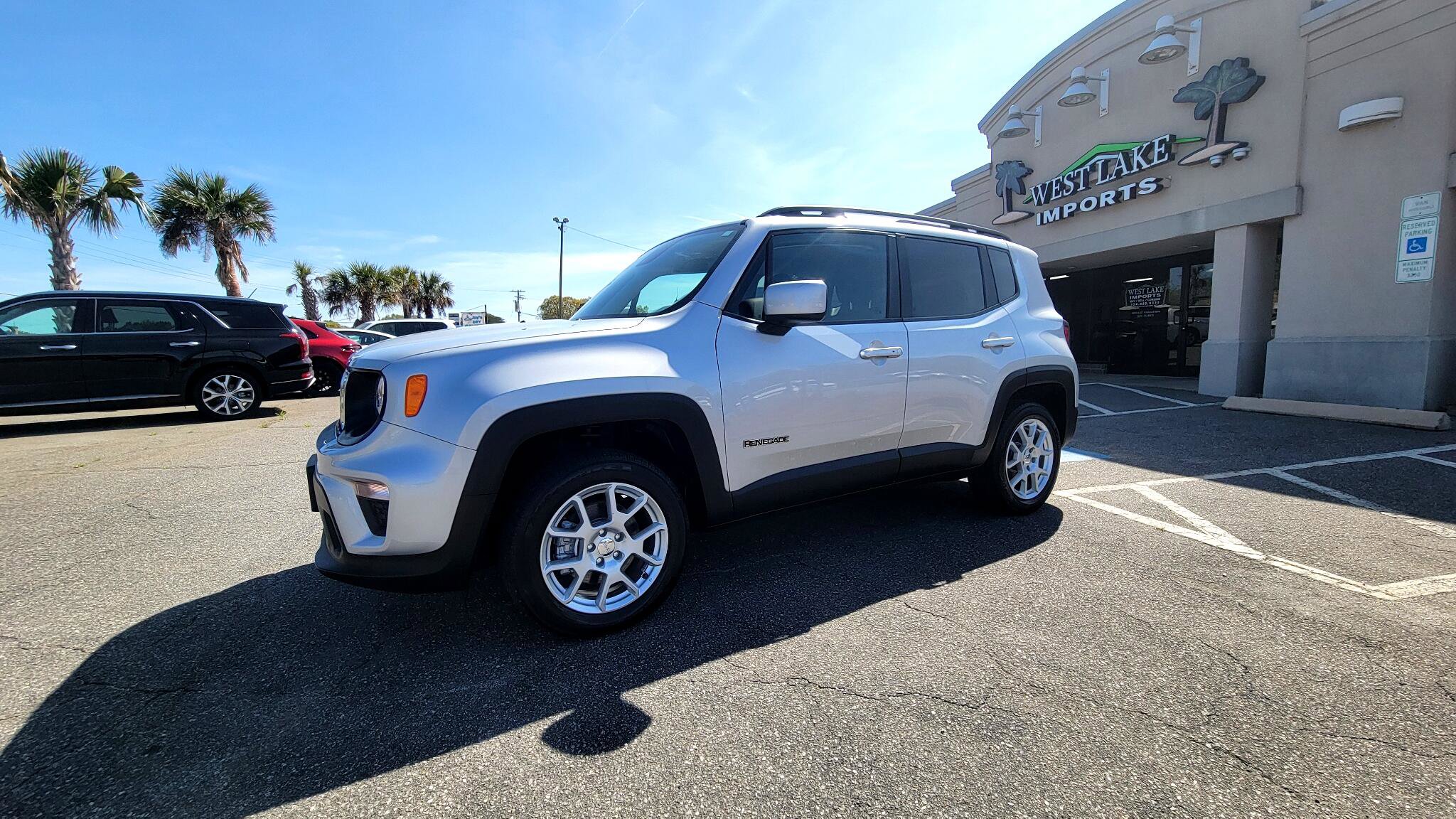 Used 2021 Jeep Renegade Latitude w/ Convenience Group image 7