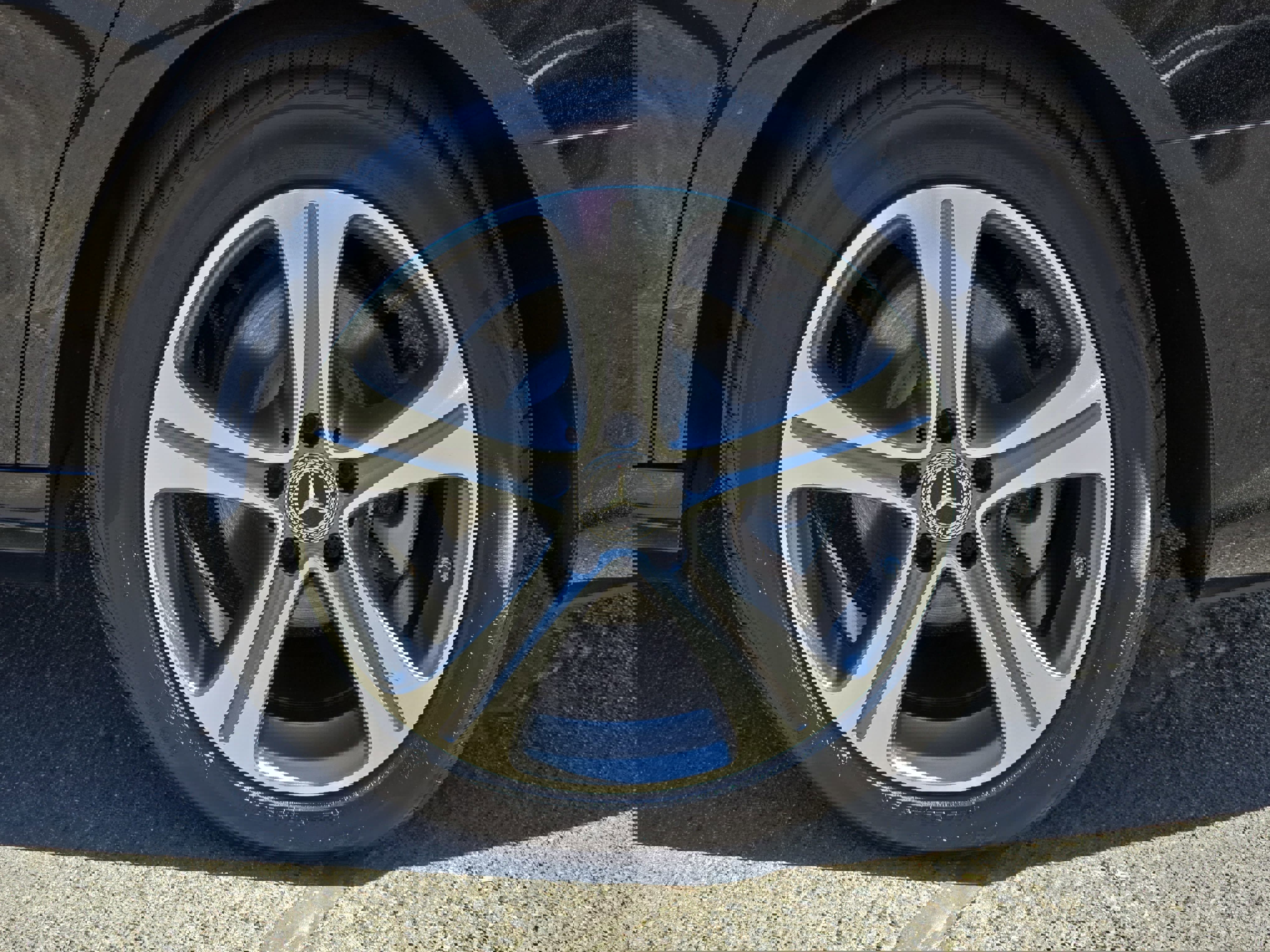 Used 2019 Mercedes-Benz E 300 4MATIC image 34