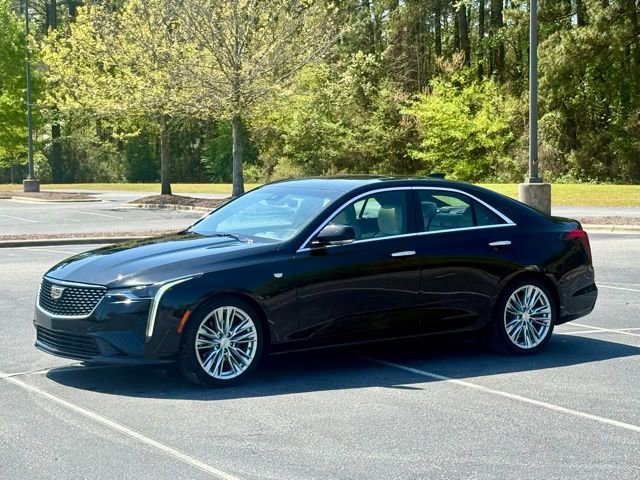 Used 2021 Cadillac CT4 Premium Luxury image 2
