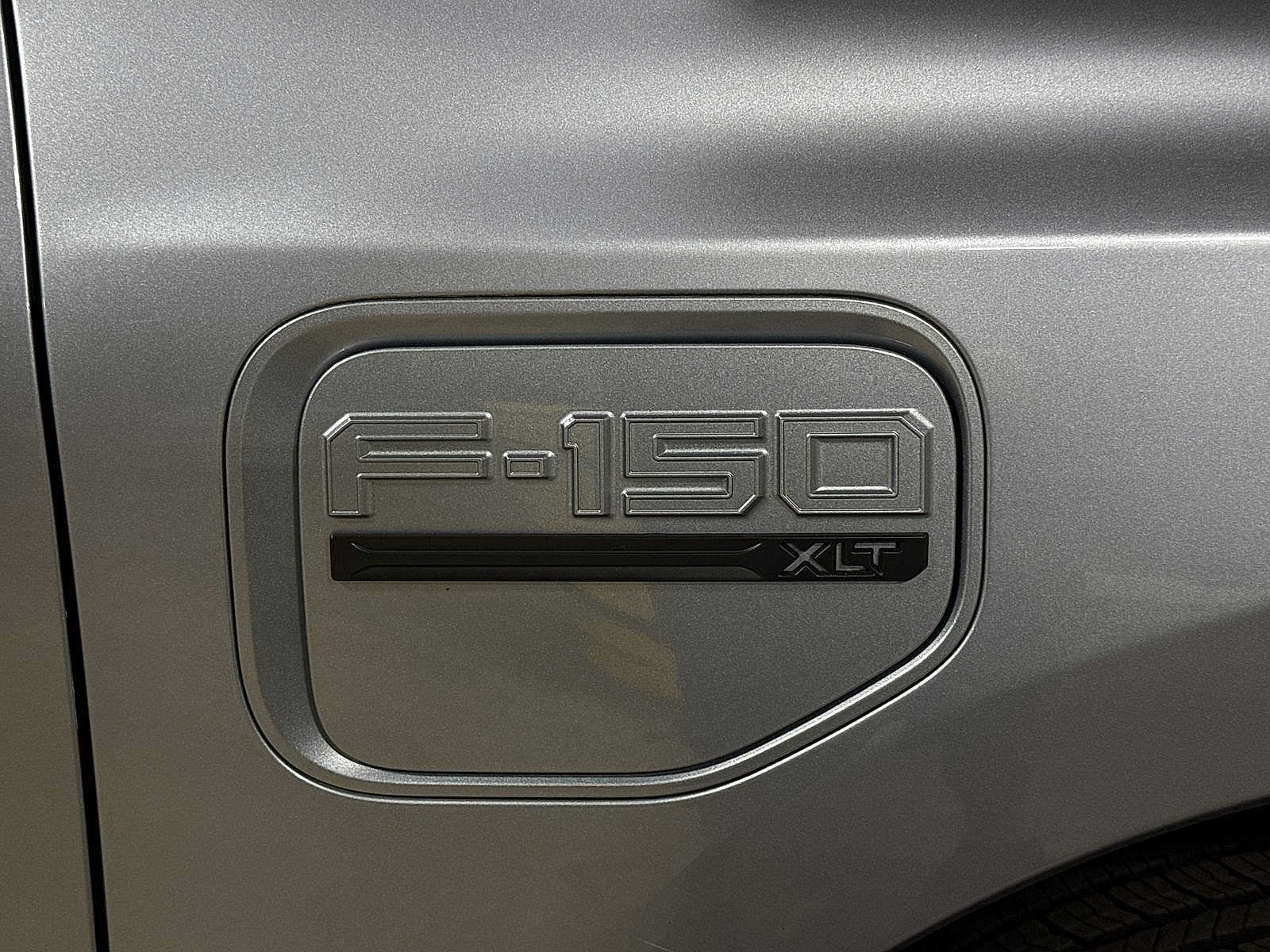 Used 2022 Ford F150 Lightning XLT AWD/4WD image 27