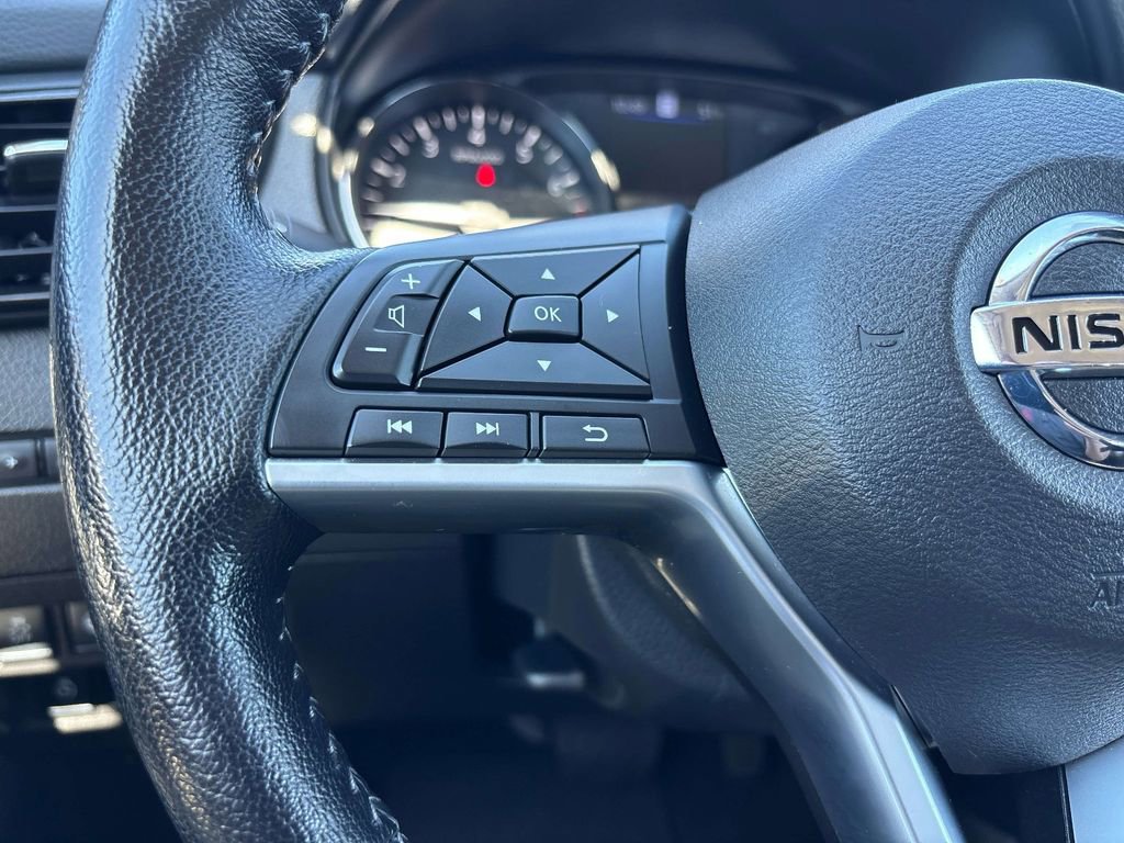 Certified 2022 Nissan Rogue Sport SL AWD/4WD image 17