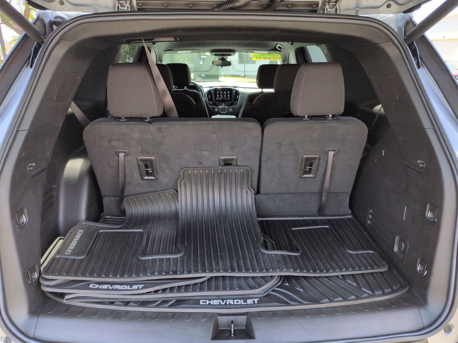 Used 2023 Chevrolet Traverse LT image 33