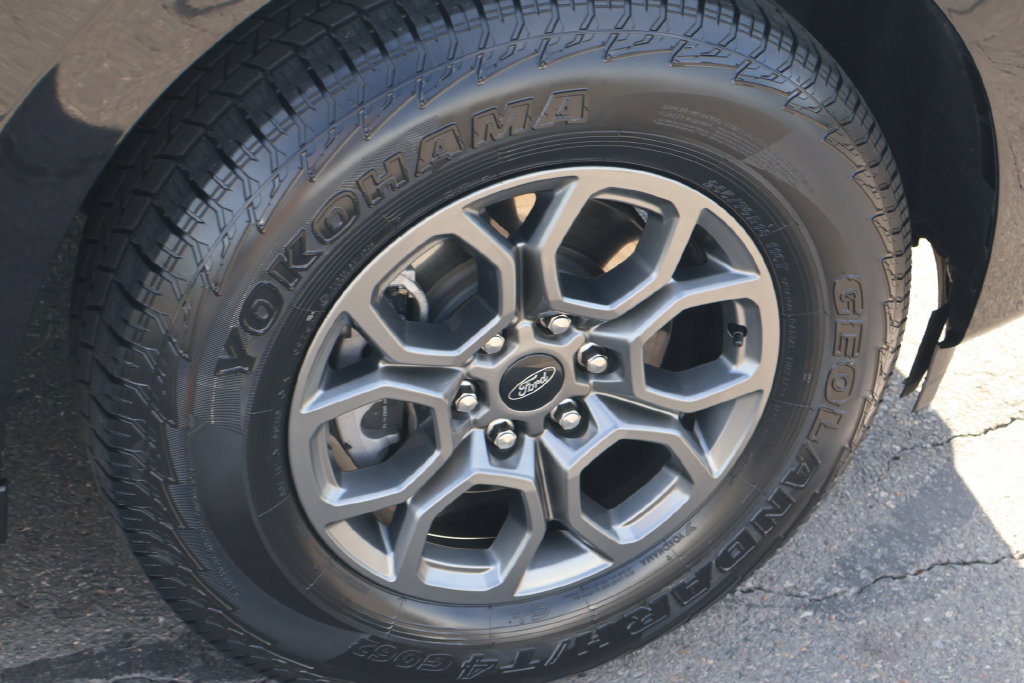 Used 2026 Ford Expedition Active AWD/4WD image 28