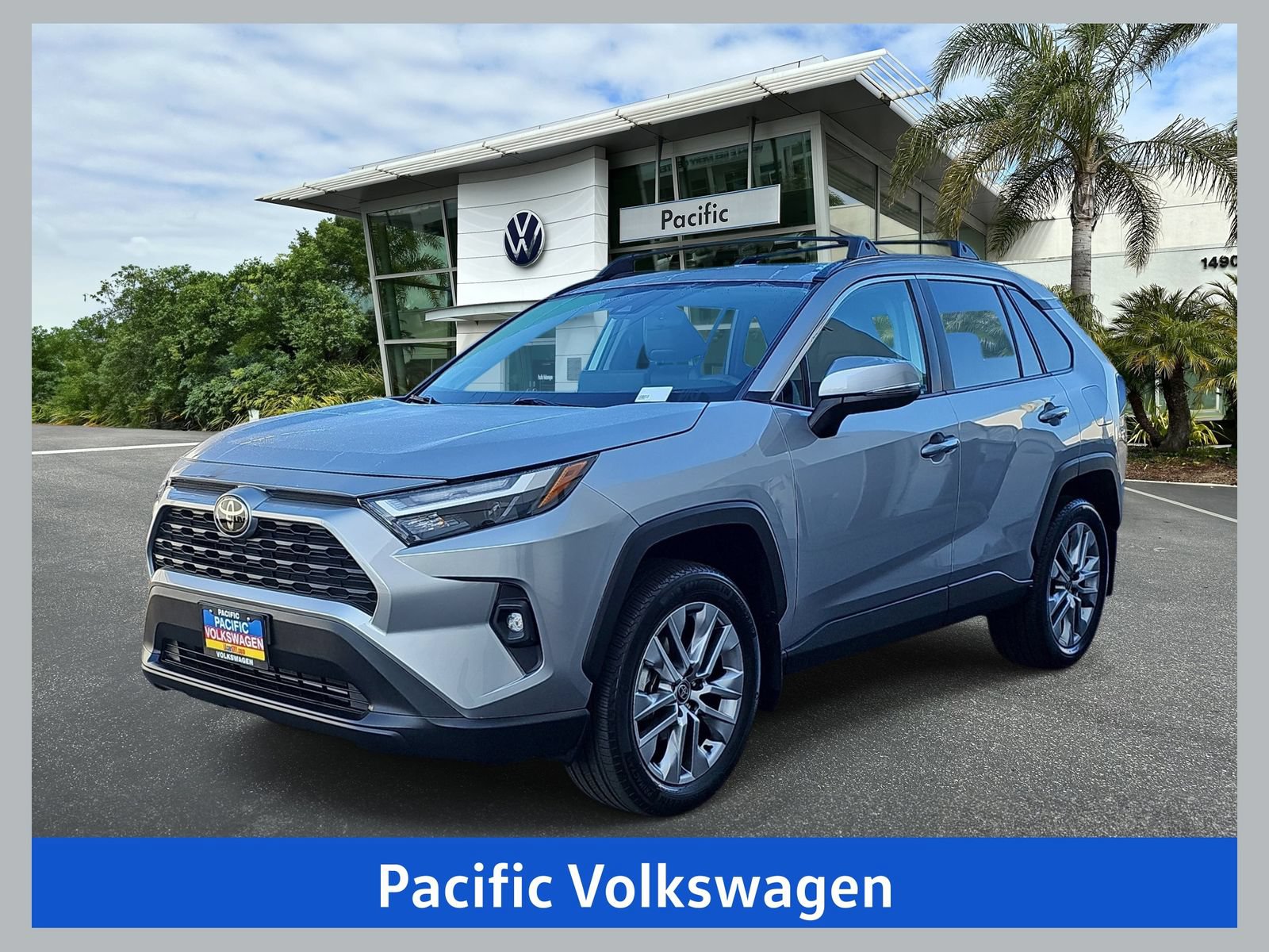 Used 2024 Toyota RAV4 XLE Premium w/ Weather Package FWD image 1