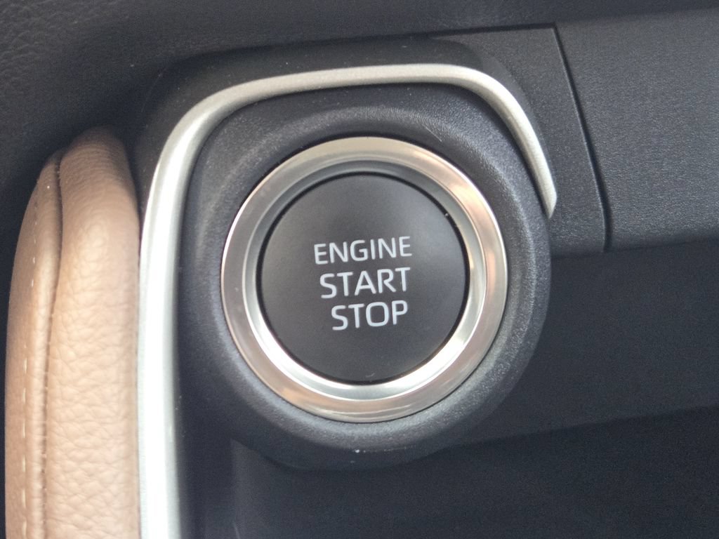 Used 2025 Toyota Grand Highlander AWD image 22