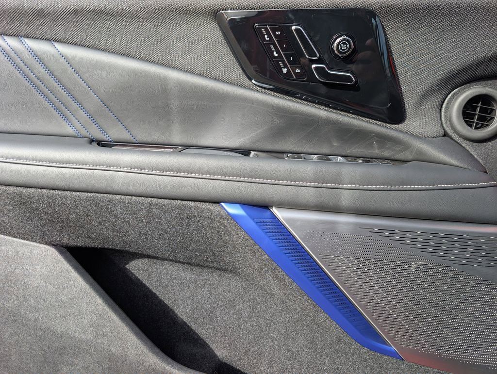 New 2026 Cadillac Optiq V AWD/4WD image 15