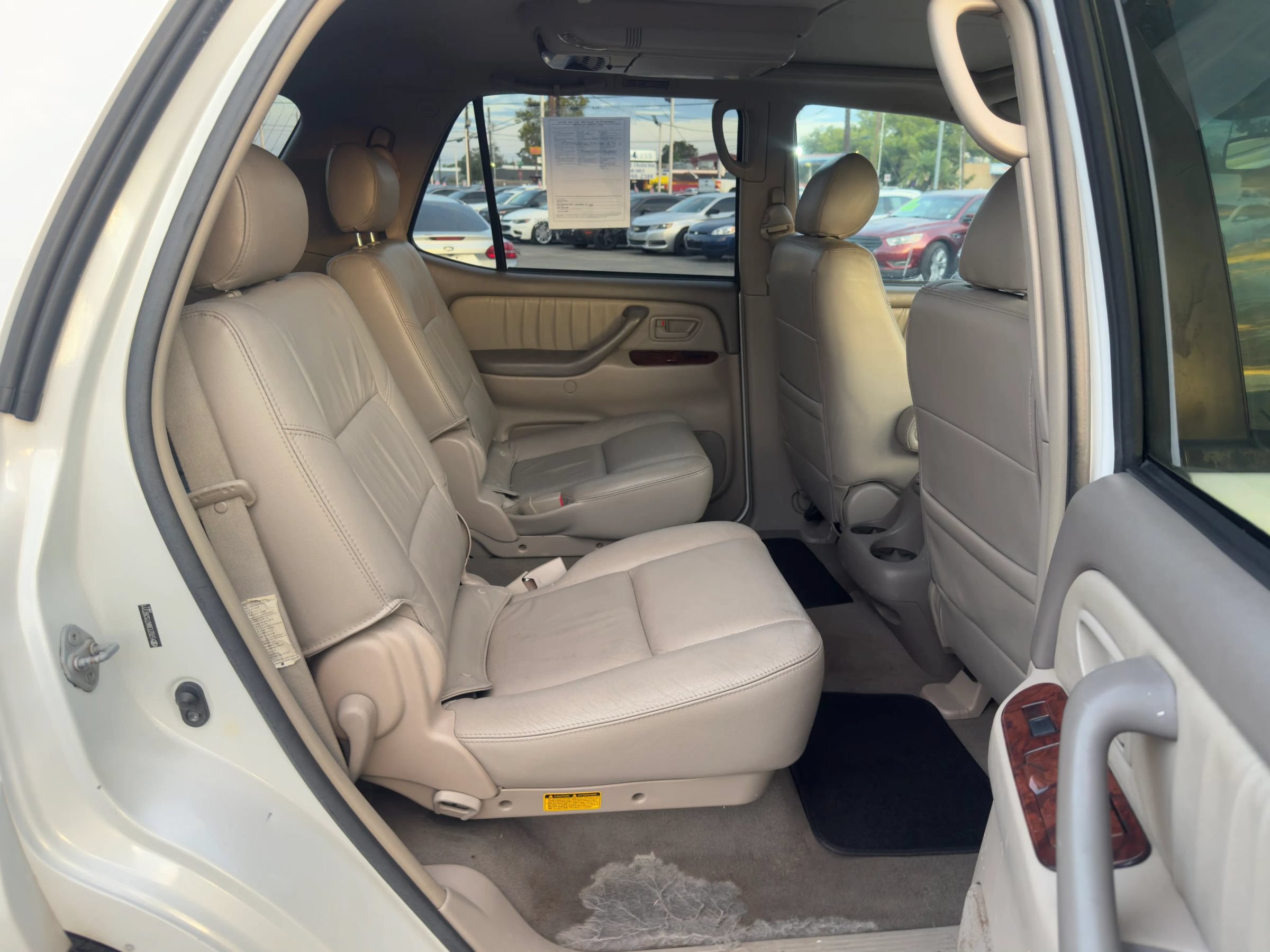 Used 2007 Toyota Sequoia Limited w/ Luxury Pkg RWD image 11