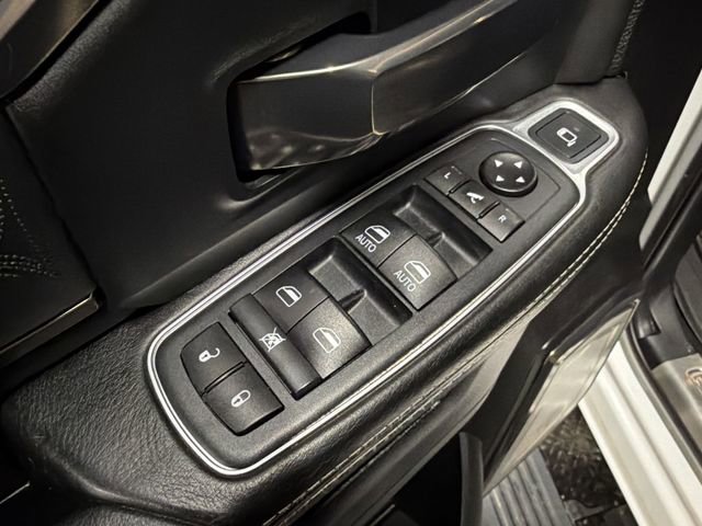 Used 2019 RAM 3500 Limited image 24