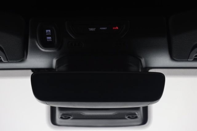 Used 2022 Jeep Wrangler Unlimited Sahara w/ LED Lighting Group AWD/4WD image 36