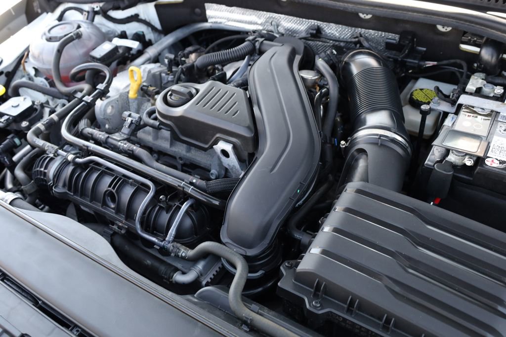 Used 2025 Volkswagen Jetta Sport FWD image 11