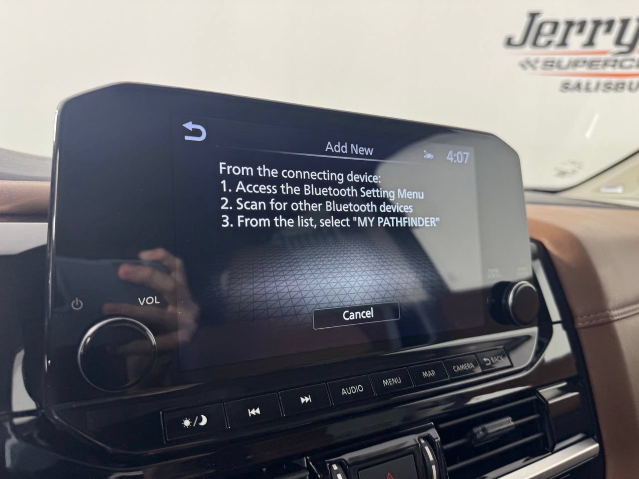 Used 2025 Nissan Pathfinder Platinum w/ Cargo Package FWD image 25
