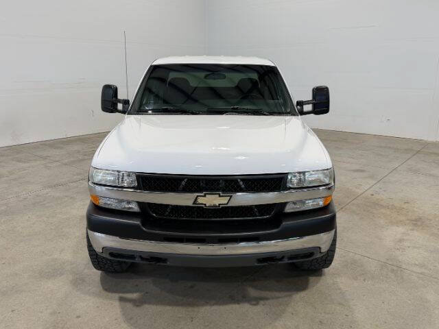 Used 2002 Chevrolet Silverado 2500 LS w/ Snow Plow Prep Pkg AWD/4WD image 4