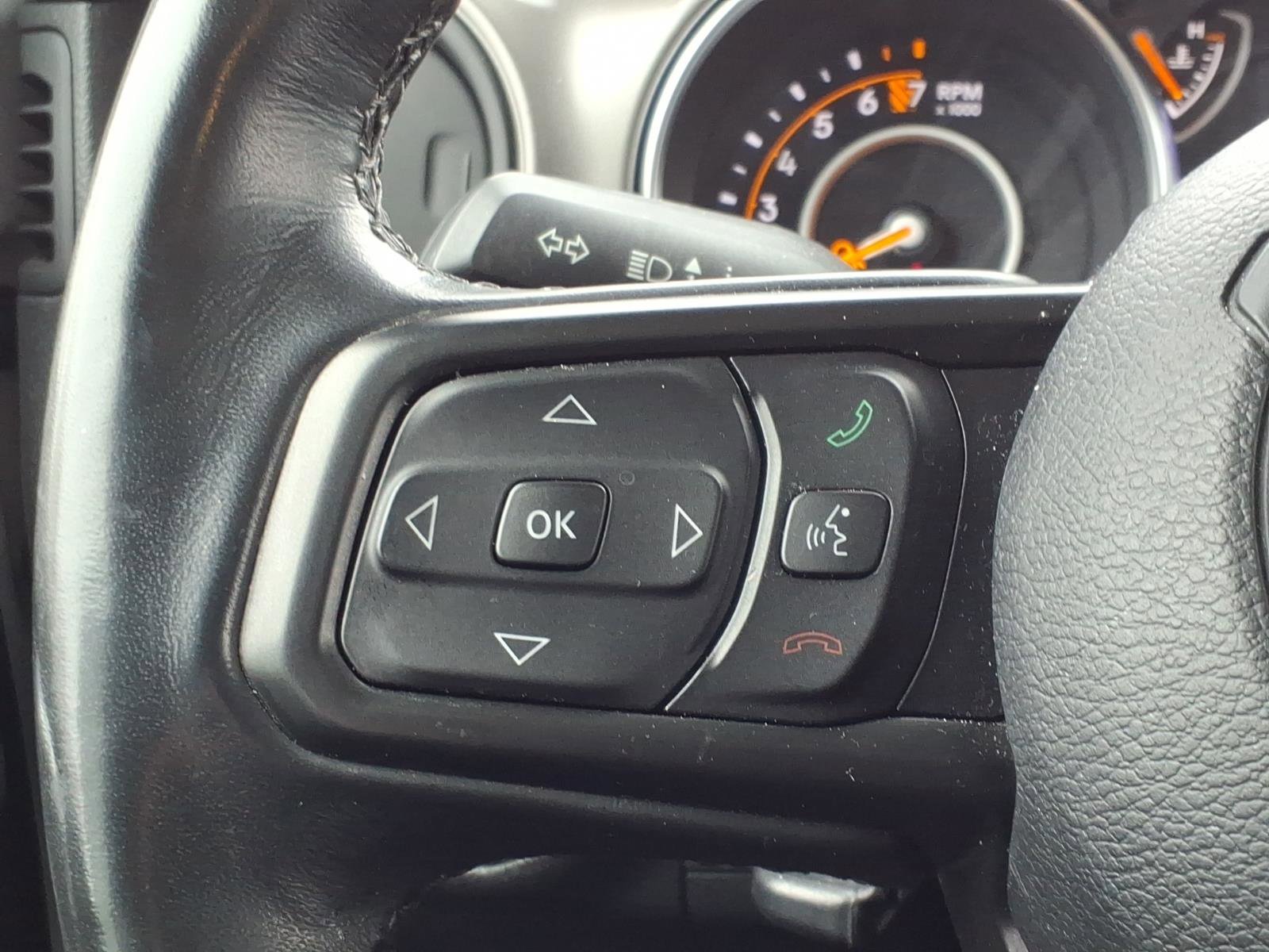 Certified 2022 Jeep Gladiator Willys image 15