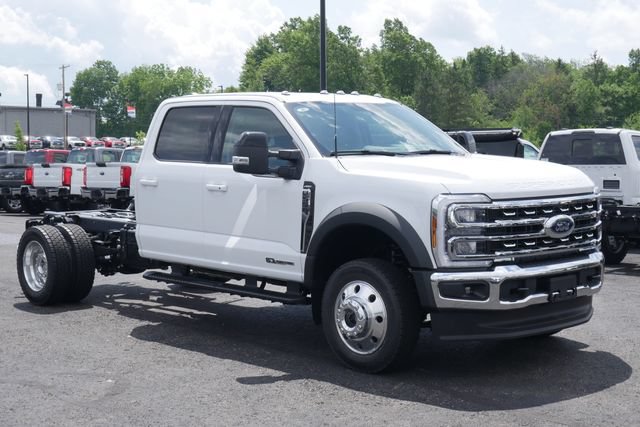 New 2026 Ford F550 4x4 Crew Cab image 6