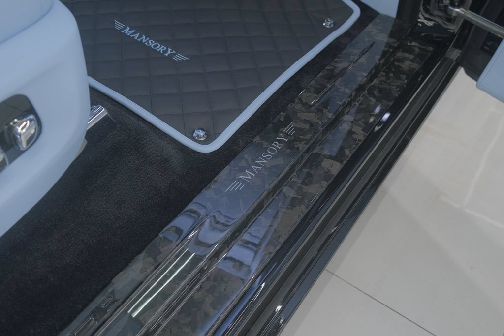 Used 2026 Rolls-Royce Phantom Sedan RWD image 62