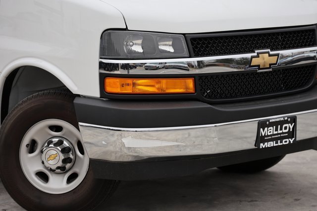 New 2024 Chevrolet Express 2500 image 10
