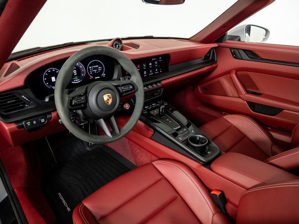 Certified 2025 Porsche 911 Targa 4 GTS image 4