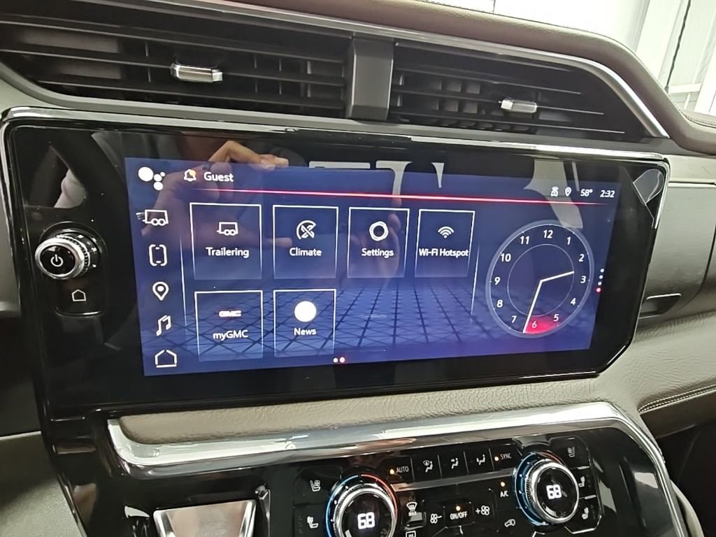 New 2026 GMC Sierra 2500 Denali w/ Denali Reserve Package image 17