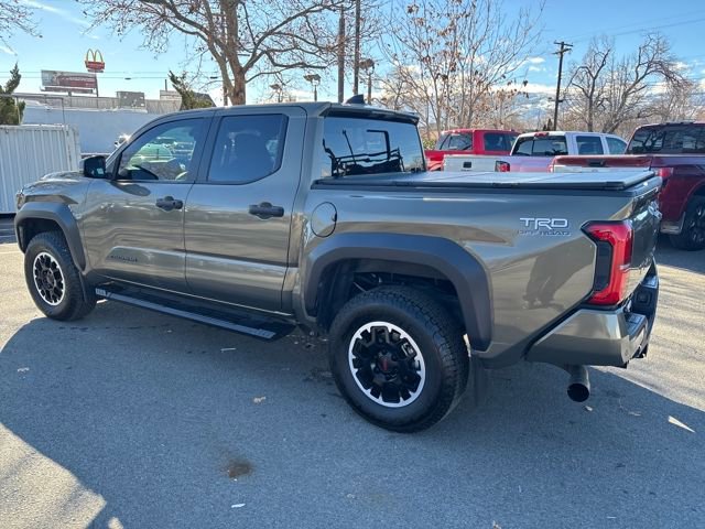 Used 2024 Toyota Tacoma TRD Off-Road image 4