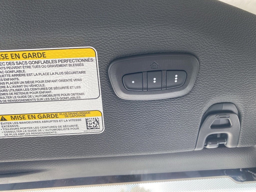 New 2025 Jeep Gladiator Mojave w/ Convenience Group image 37