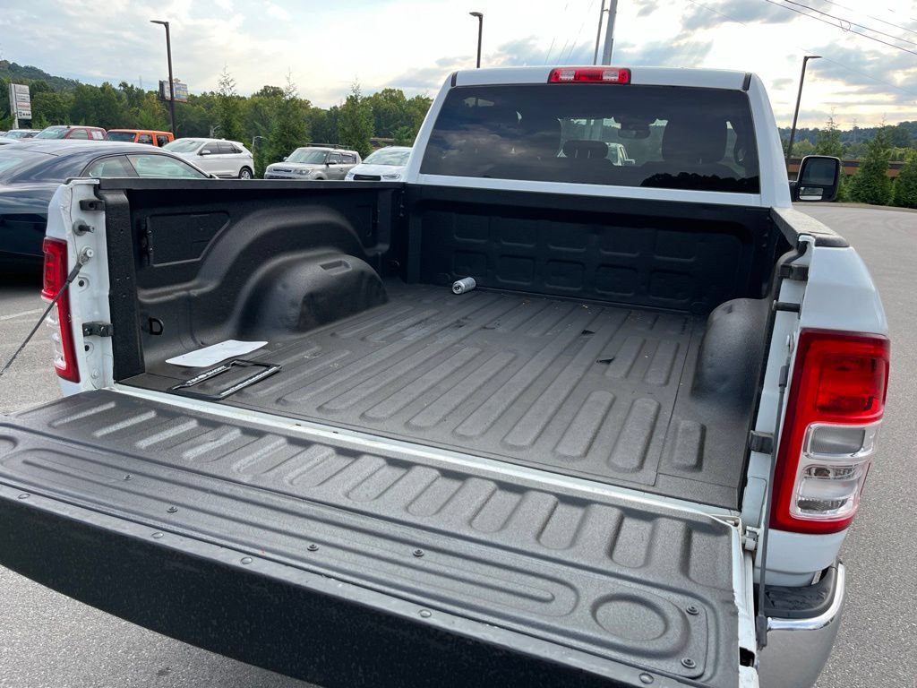 Used 2023 RAM 2500 Big Horn w/ Level 1 Equipment Group AWD/4WD image 5